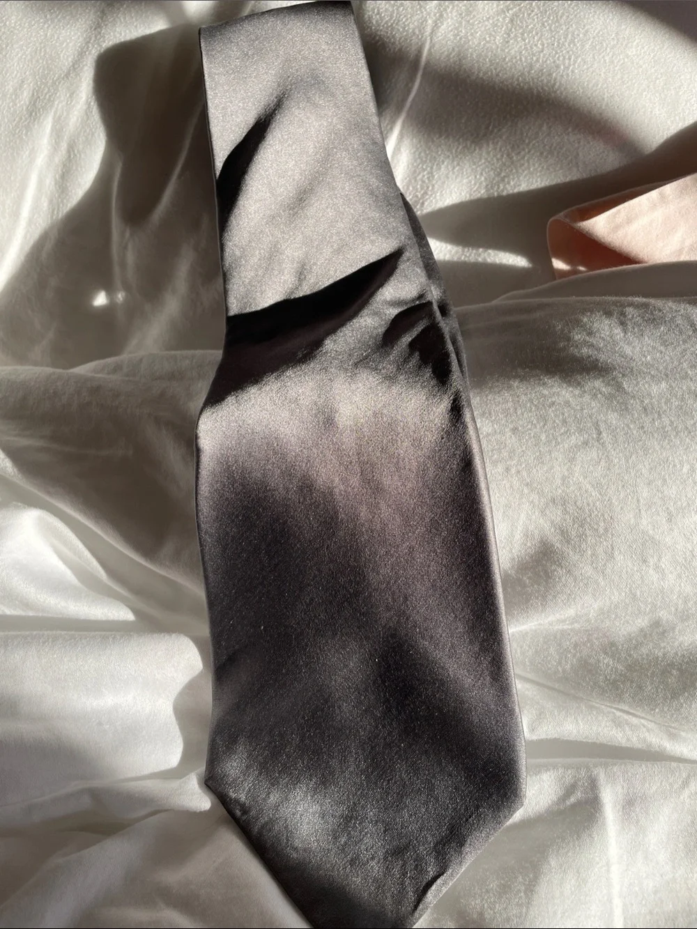 Solos George Michael, Gray Silver 100% silk Sleek Satin Gray Silver  Tie